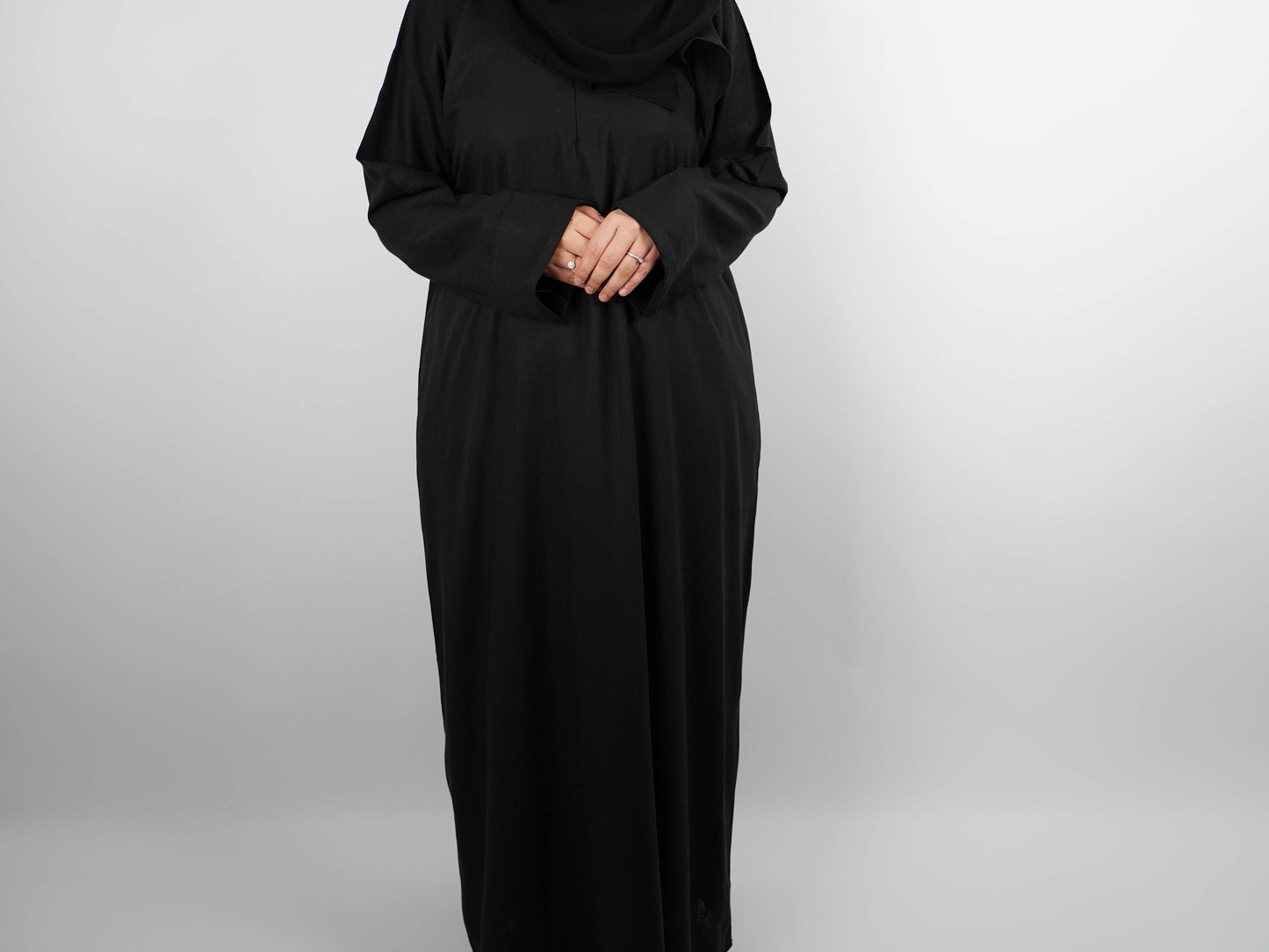 Rich Linen Abaya