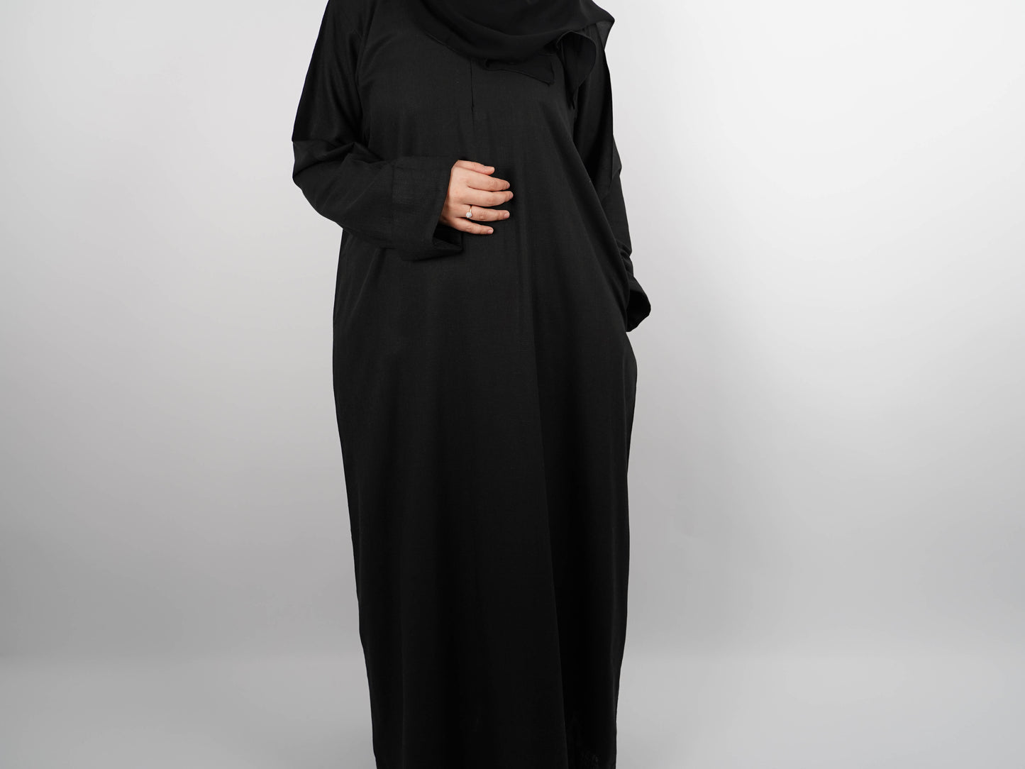 Rich Linen Abaya